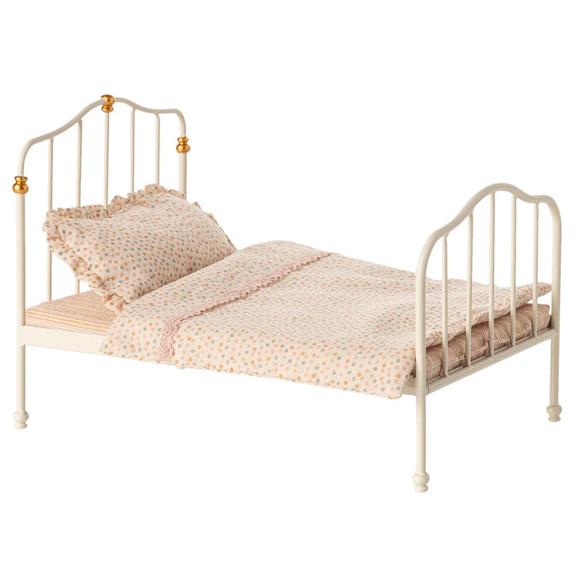 Maileg | Vintage Double Bed Mouse Off White
