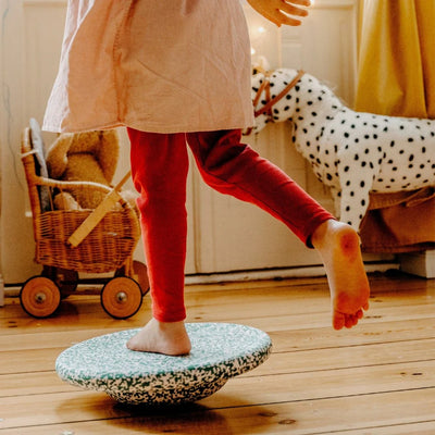 Stapelstein | Christmas Limited Edition - Balance Stepping Board Dark Green/Blush by Stapelstein - Friends of K