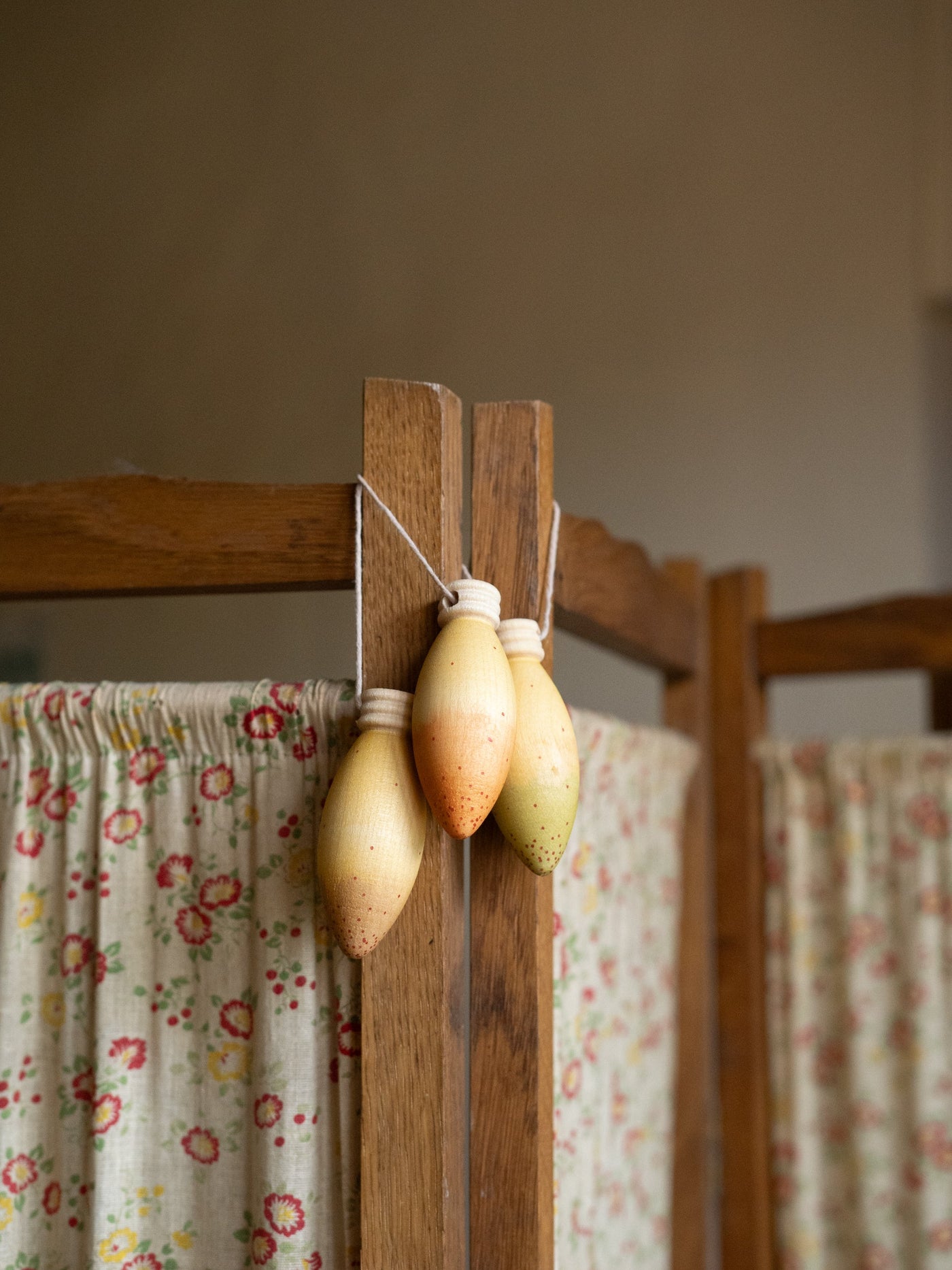 Grapat | Christmas Ornaments No4- Glow Lamps by Grapat - Friends of K