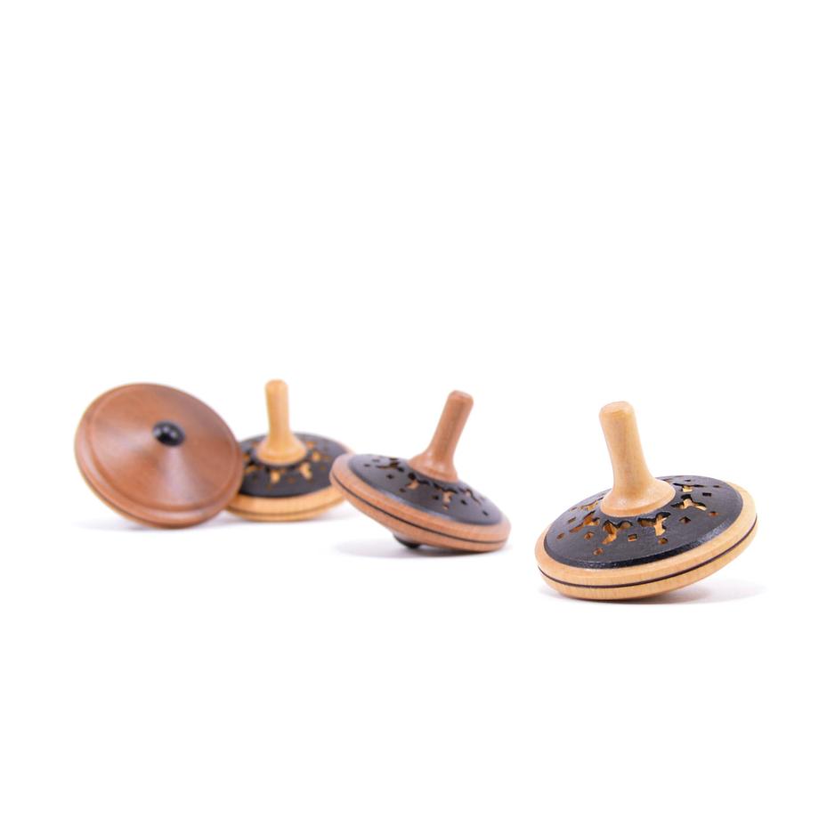 Burlesque Spinning Top Natural by Mader - Friends of K