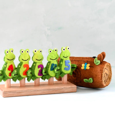 Tara Treasures | 5 Little Speckled Frogs with Log Bag - Finger Puppet Set by Tara Treasures - Friends of K